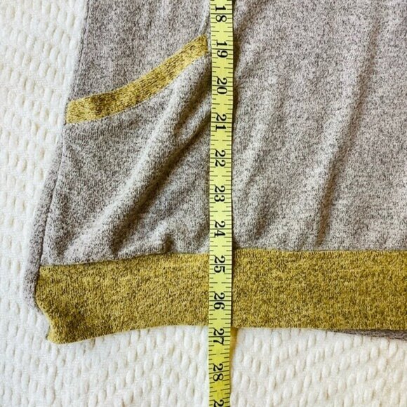 Mama Bear Graphic Crew Neck Long Sleeve Pullover Top With Pockets Size L - Picture 6 of 7